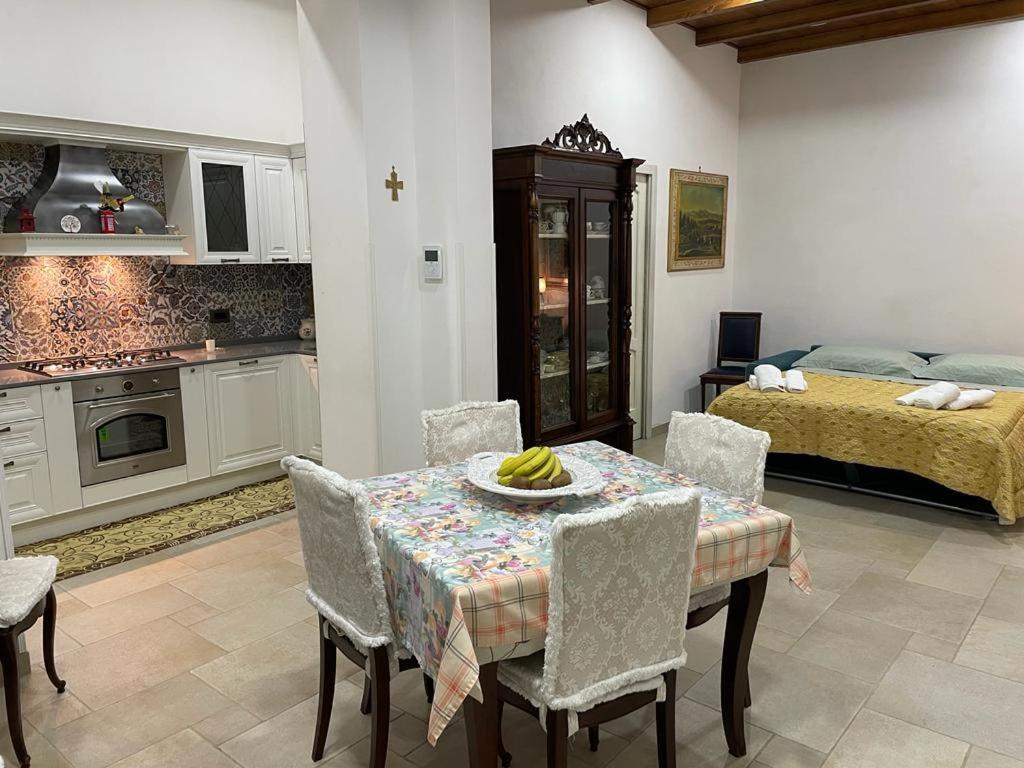 Sasha House Casa Vacanze ฟรานกาวิลลา ฟอนตานา ภายนอก รูปภาพ