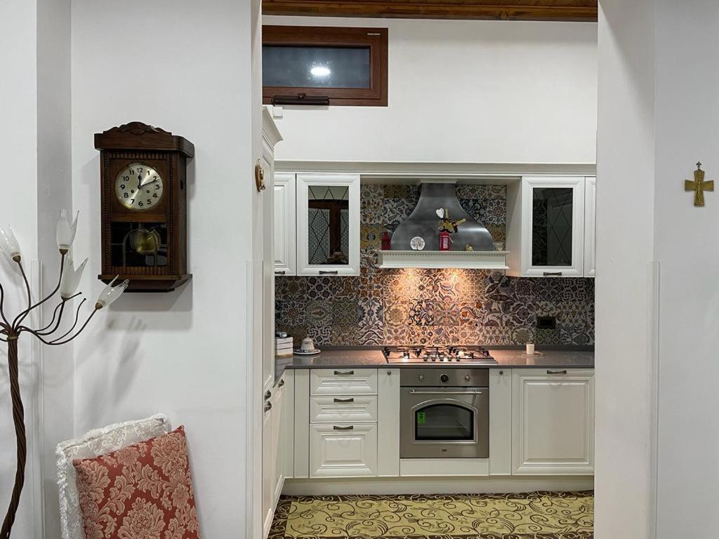 Sasha House Casa Vacanze ฟรานกาวิลลา ฟอนตานา ภายนอก รูปภาพ